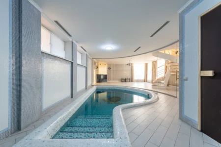 5 Latest Tile Trends for Swimming Pool